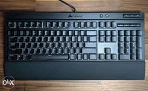 Corsair K68 RGB Cherry MX Blue Gaming Keyboard 0