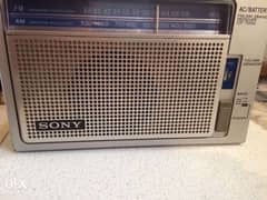 راديو ترانزيستور ماركة SONY ICF-700W. FM/AM بطارية وسط x ٣ وكهرباء 0