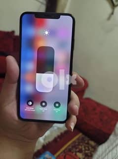 xs max 512 daul sim dont oppened battery 84 0