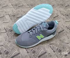 New Balance v009 - original new shoes 39 0