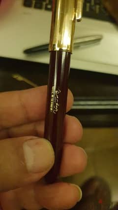 قلم سيناتور قديم جدا للبيع