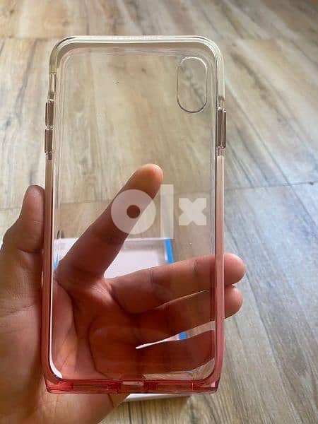 iPhone xs max protection cover form Dubai 4
