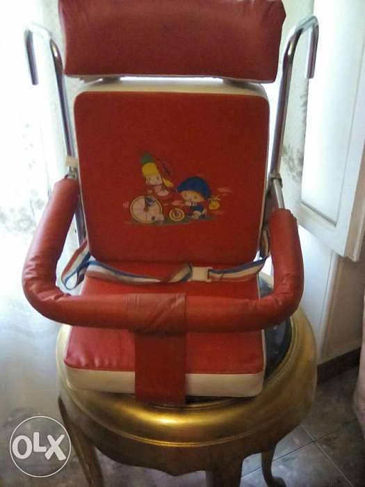 كرسي سيارة للأطفال 0