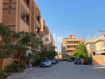 شقة 200م بإطلالة على أهرامات الجيزة – طريق مصر إسكندرية الصحراوي