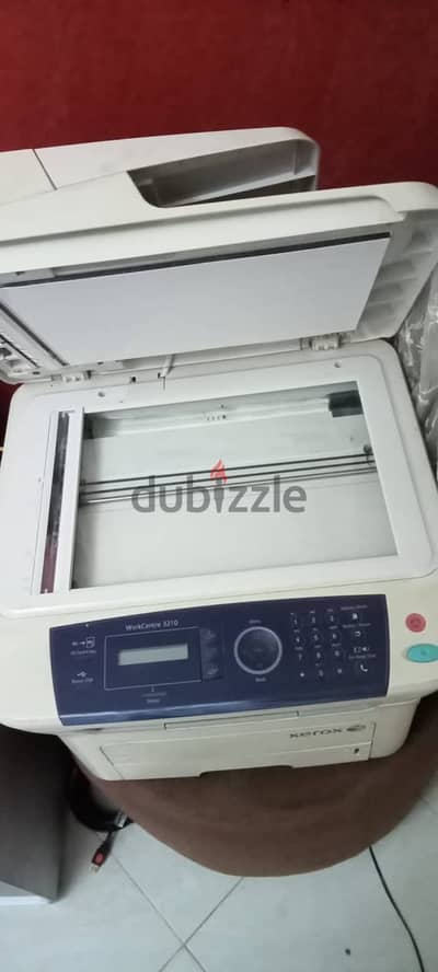 برنتر ليزر زيروكس 3210 بحالة ممتازة متعددة الوظائف برنتر وسكانر وتصوير
