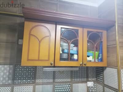 مطبخ كامل ٣ قطع بحاله ممتازه جدا خشب زان محترم جدا
