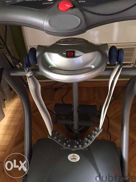 Treadmill Light Fitness- 4000M-1 مشاية ٧ في ١ كأنها جيم صغير في البيت 3