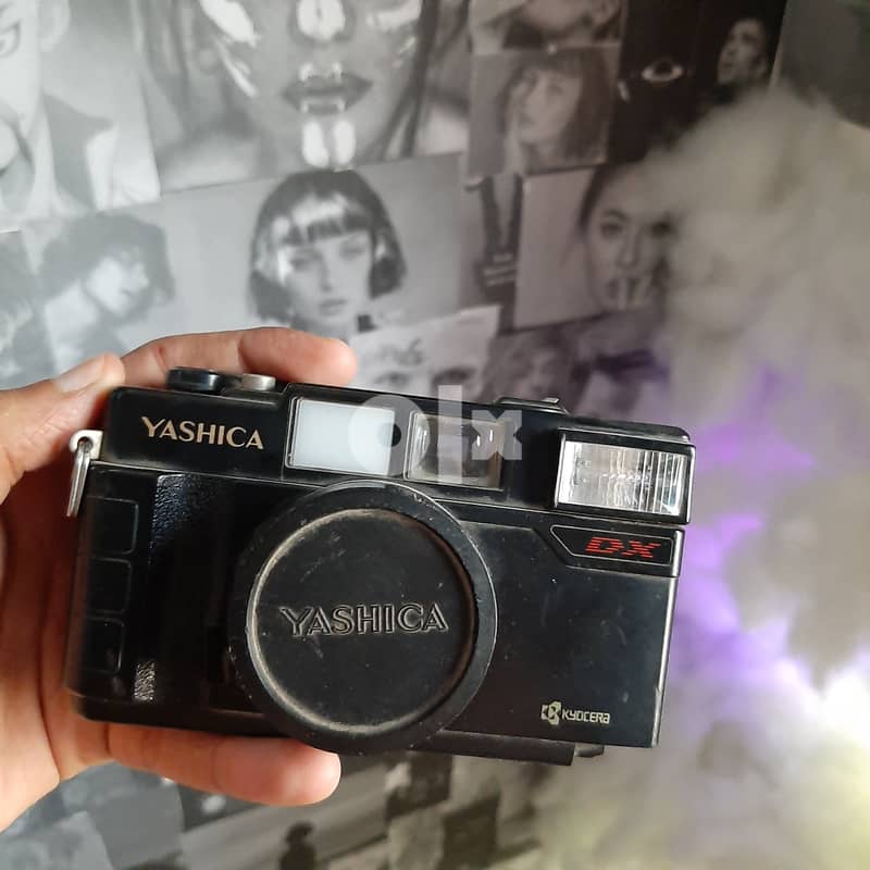 Vintage YASHICA MF-2 Super Film Camera with 38mm 1:3.8 Lens Kyocera Ja 1