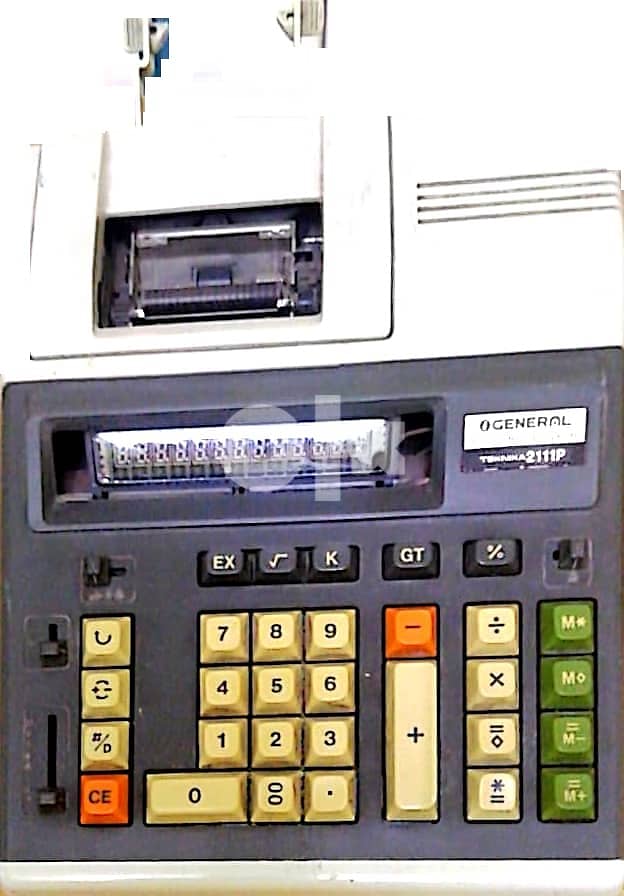 اله حاسبة بطابعة تعمل بالكهرباء بحالة جيدة 0