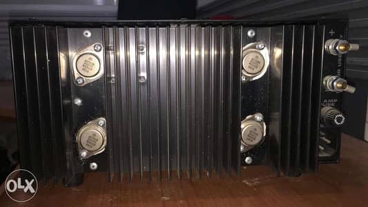 DC POWER SUPPLY 13.8 V 35 A made in USA