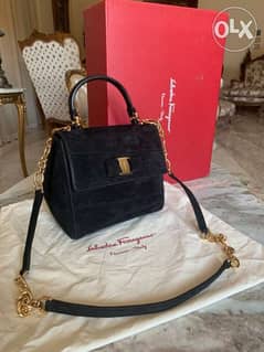 Original Brand New Salvatore Ferragamo bag for ladies for 6000 only 0