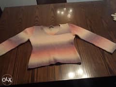 Girl's pullover size 14-16 years 0