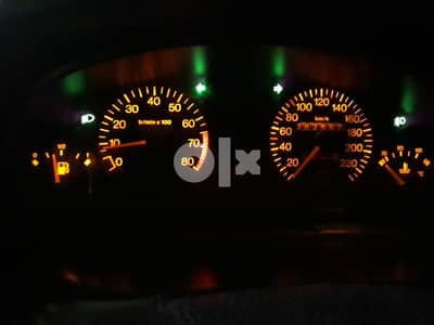 سيارة بحاله جيده