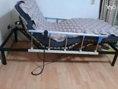 سرير طبي للايجار كهرباء بالريموت ويدوي لراحة المريض بالمنزل حركات قوي 0