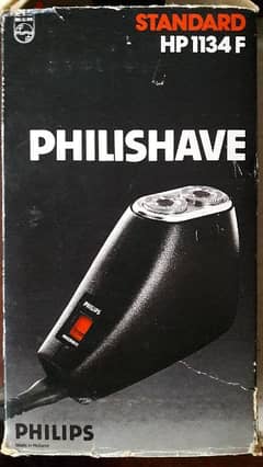آلة حلاقة كهربائية ماركة Philips، بكل محتوياتها. PHILISHAVE