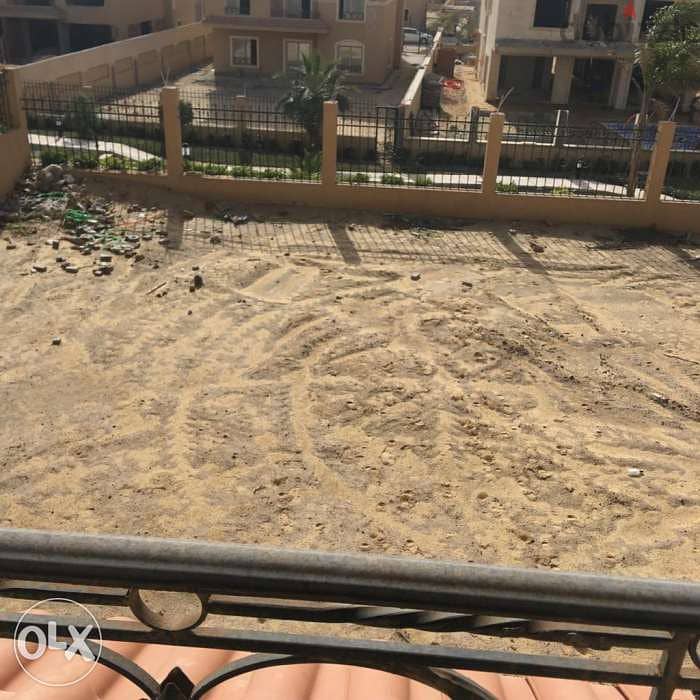 فيلا ٧٠٥ متر في كمبوند لوروا / villa in les Rios compound 3