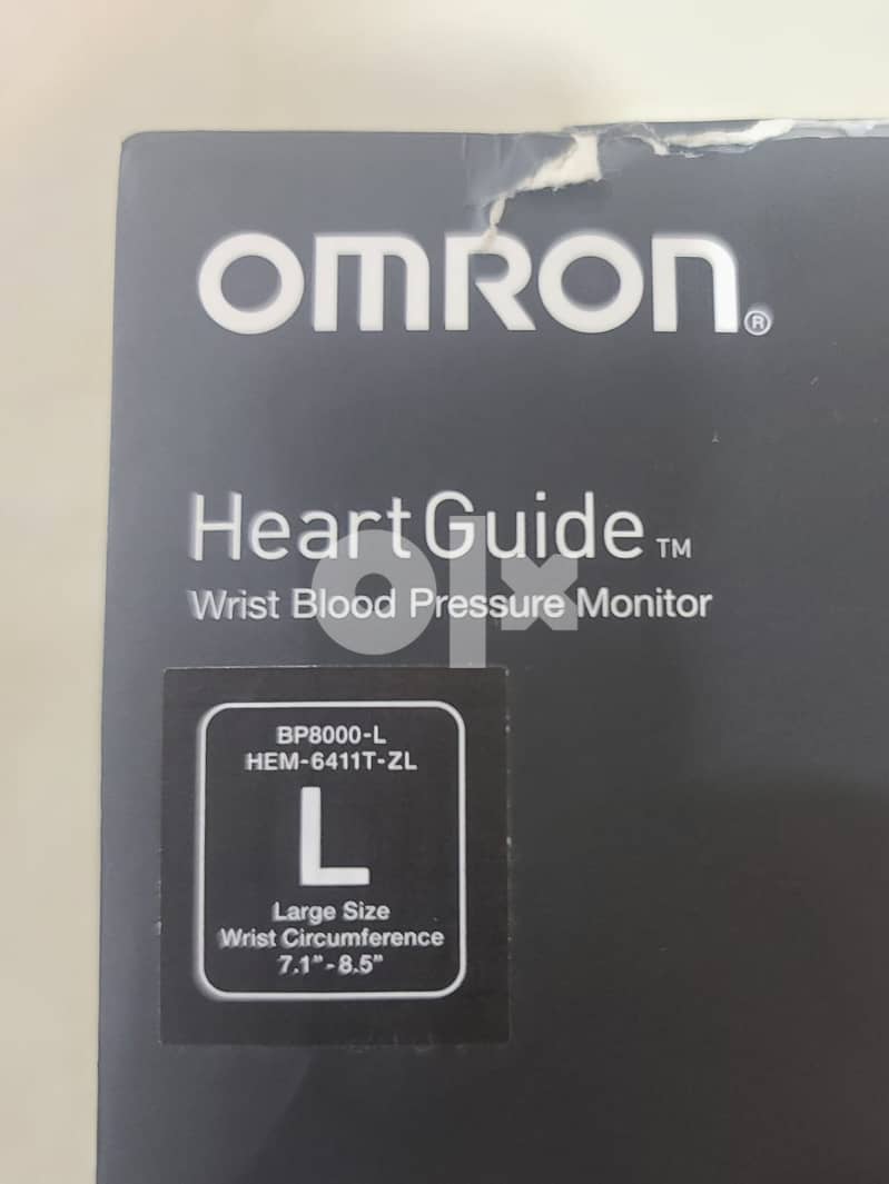 ساعة طبية لقياس ضغط الدم smart watch Omron 1