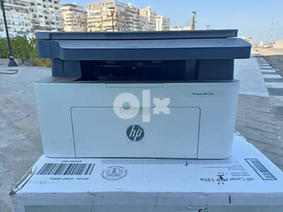 طابعة hp laser mfp 135a بالكرتونة كسر كسر زيرو للبيع