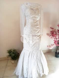 wedding dress used once only 0