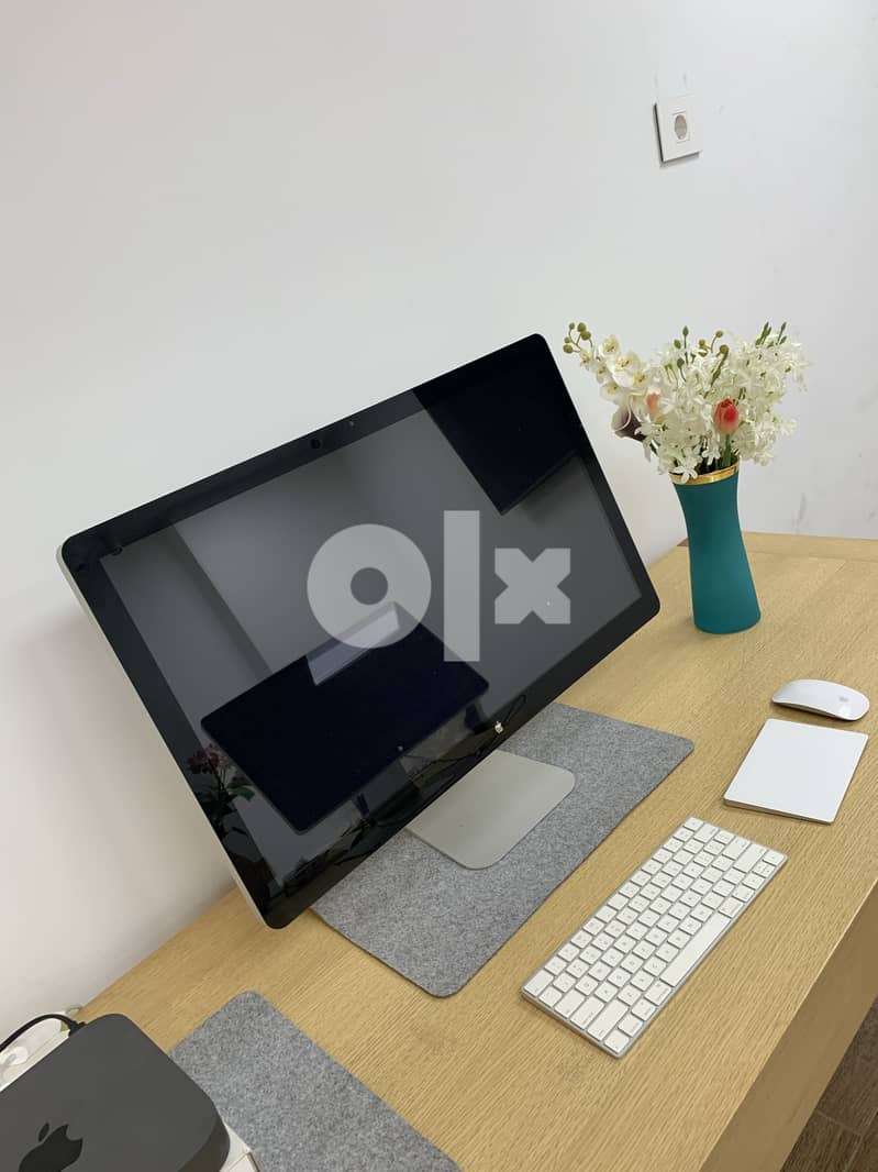 Apple Thunderbolt Display 27 تعمل علي جميع اجهزة ماك الجديدة Mac  M1 4