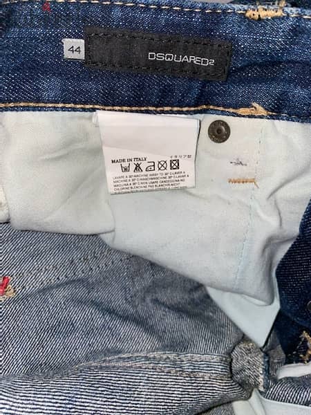 Dsquared2 authentic jeans size 28 in excellent condition 10