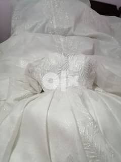 فستان زفاف للايجار 0
