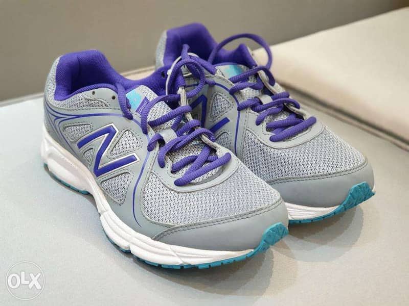 New Balance running shoes 0