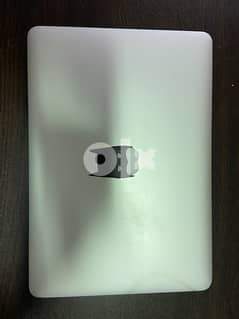 Used Macbook pro (early 2015) 128gb with original box and charger 0