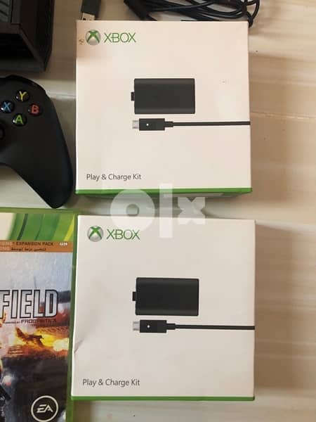 Xbox one upgraded with 2 controllers, 13 CDs 4