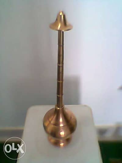 فواحة عطور نحاسية / هندي