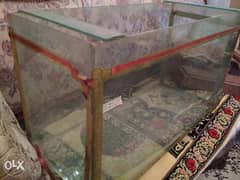 حوض سمك بمشتملاته+حوض صغير (حضانة سمك)+غطاء حوض مميز على شكل مسجد 0
