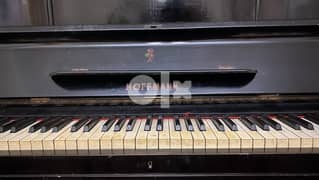 Antique Hoffmann piano 0