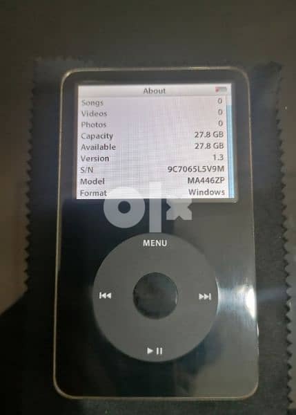 IPod Classic 5.5 Gen 30GB Perfect Condition 8