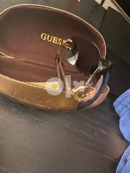 guess sunglasses 2