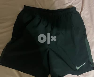 Nike sportswear waist 38 length 45