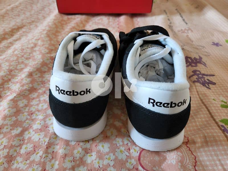 Reebok Classic Nylon Sneakers Size 42.5 2