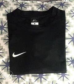 Nike t-shirt 0