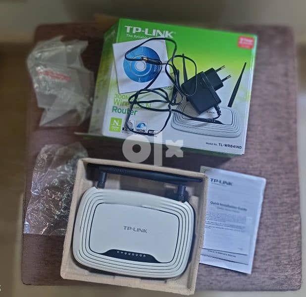 TP-Link (Wireless N Router 300Mbps) 3