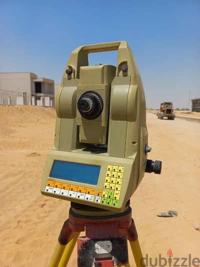 total station leica. tc 1800