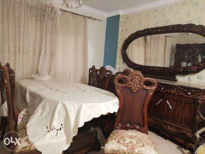 _dinning room excellent condition سفره زان شبه جديد