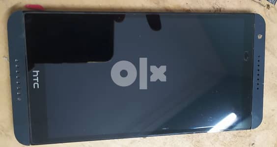 HTC 820s شاشة