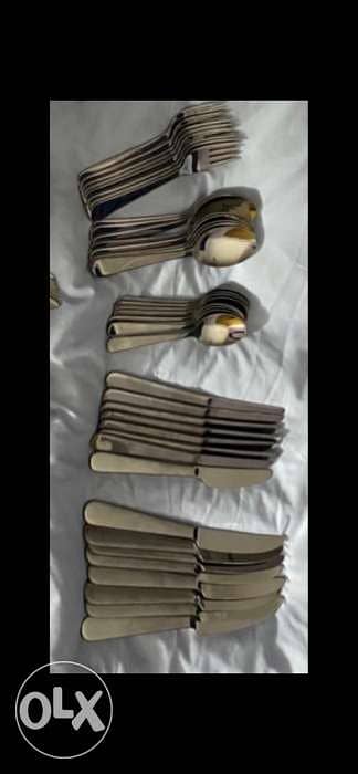 Ikea cutlery set. طقم معالق و شوك 1