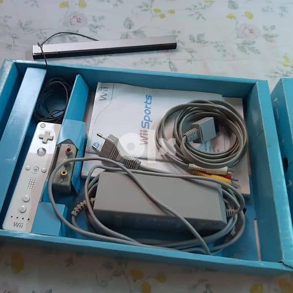 Nintendo Wii console 5