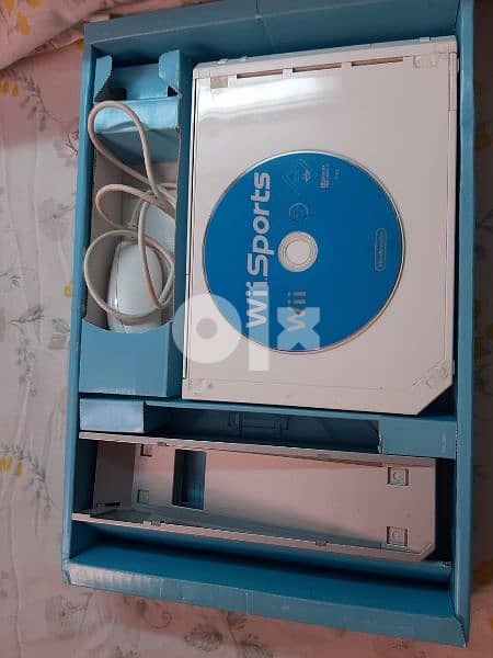 Nintendo Wii console 8