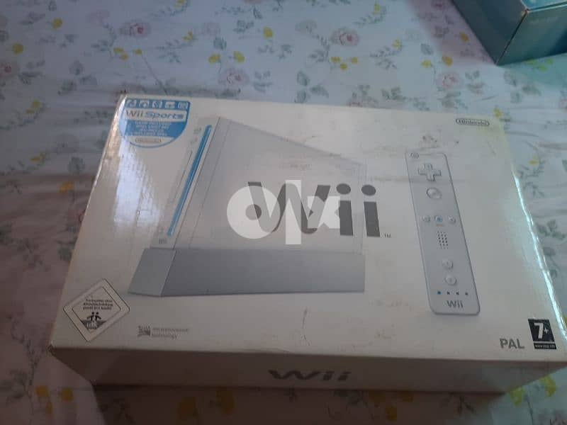 Nintendo Wii console 11