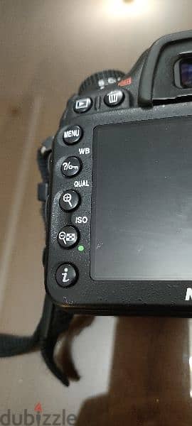 كاميرا نيكون D 7200 شاتر 6 k  بحاله الزيرو+ عدسه 35mm 8