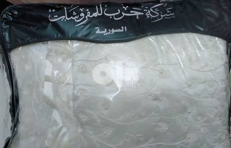 ٢ مفرش زينة أطفال سوري جديد اوف وايت