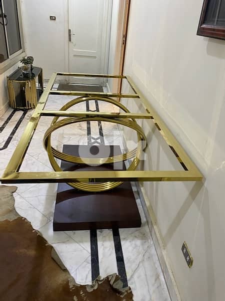 didning table with white marble top 1