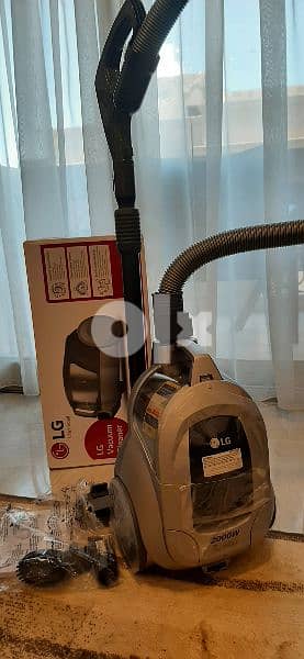 LG Vacuum Cleaner حالة فوق الممتازة