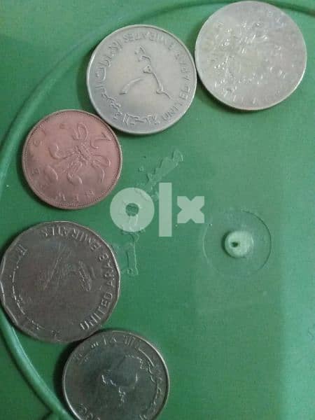 مجموعه كبيره من العملات المعدنيه القديمه لأعلى سعر مصريه وعربيه واجنبى 5